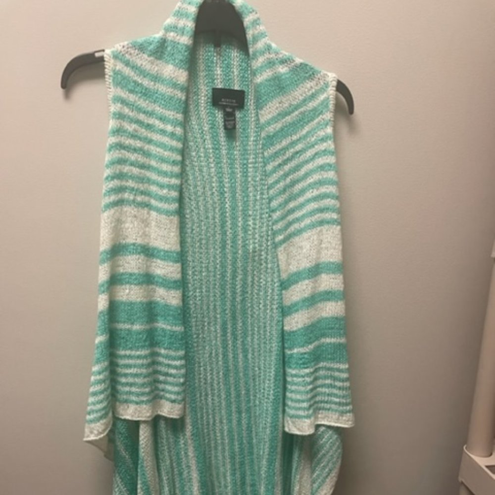 Sleeveless sweater cover-up